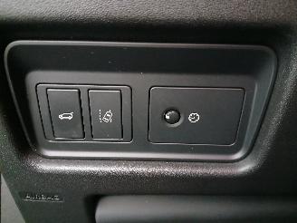 Land Rover Discovery Discovery Sport (LC) Terreinwagen 2.0 Si4 16V (204PT(GTDI)) [177kW]  (=
11-2014/...) picture 14