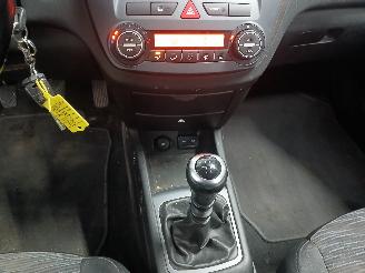 Kia Cee d Cee'd Sporty Wagon (EDF) Combi 1.4 16V (G4FA) [80kW]  (09-2007/12-2012=
) picture 18