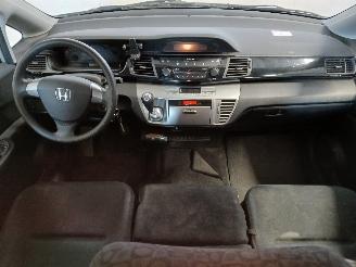 Honda Fr-v FR-V (BE) MPV 1.7 16V (D17A2) [92kW]  (02-2005/12-2006) picture 11