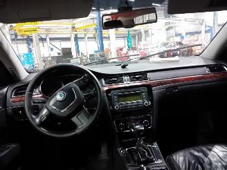 Skoda Superb Superb Combi (3TAC/TAF) Combi 2.0 TDI 16V (CFFB) [103kW]  (10-2009/05-=
2015) picture 5