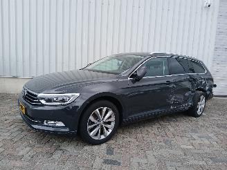 Volkswagen Passat Passat Variant (3G5) Combi 1.5 TSI 16V (DADA) [110kW]  (08-2018/03-202=
4) picture 3