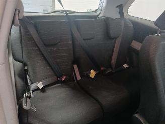 Toyota Yaris Yaris II (P9) Hatchback 1.3 16V VVT-i (2SZFE) [64kW]  (08-2005/11-2010=
) picture 10