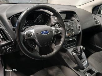 Ford Focus Focus 3 Hatchback 1.0 Ti-VCT EcoBoost 12V 100 (M2DA(Euro 5)) [74kW]  (=
02-2012/05-2018) picture 11