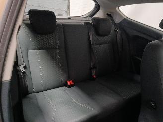 Ford Fiesta Fiesta 6 (JA8) Hatchback 1.6 TDCi 95 (T3JA(Euro 5)) [70kW]  (02-2010/1=
2-2015) picture 10