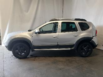 Dacia Duster Duster (HS) SUV 1.6 16V (K4M-690(K4M-F6)) [77kW]  (04-2010/01-2018) picture 4