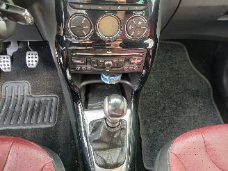 Citroën DS3 DS3 (SA) Hatchback 1.6 16V VTS THP 155 (EP6DT(5FR)) [115kW]  (11-2009/=
07-2015) picture 23