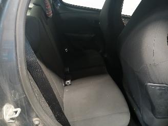 Citroën C1 C1 Hatchback 1.0 Vti 68 12V (1KR-FE(CFB)) [51kW]  (04-2014/04-2018) picture 10