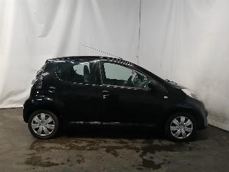 Citroën C1 C1 Hatchback 1.0 12V (1KR-FE(CFB)) [50kW]  (06-2005/09-2014) picture 6