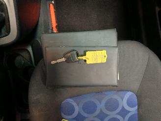 Hyundai I-10 i10 (F5) Hatchback 1.1i 12V (G4HG) [49kW]  (01-2008/12-2013) picture 18