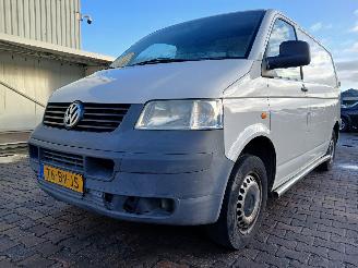 Unfallwagen Volkswagen Transporter Transporter T5 Van 2.5 TDi (BNZ) [96kW]  (04-2003/11-2009) 2009/2