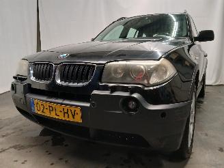 Schadeauto BMW X3 X3 (E83) SUV 3.0i xDrive 24V (M54-B30(306S3)) [170kW]  (09-2003/07-200=
6) 2004/8