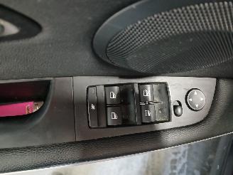 BMW 3-serie 3 serie Touring (E91) Combi 318i 16V (N43-B20A) [105kW]  (05-2007/05-2=
012) picture 12