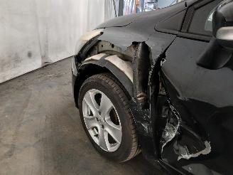 Renault Clio Clio IV (5R) Hatchback 5-drs 0.9 Energy TCE 90 12V (H4B-400(H4B-A4)) [=
66kW]  (11-2012/08-2021) picture 23