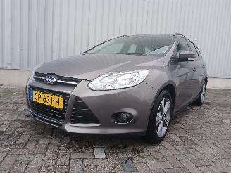 Damaged car Ford Focus Focus 3 Wagon Combi 1.0 Ti-VCT EcoBoost 12V 125 (M1DA(Euro 5)) [92kW] =
 (02-2012/05-2018) 2014/5