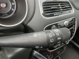 Fiat Punto Grande Punto (199) Hatchback 1.3 JTD Multijet 16V VGT (199.B.4000(Euro=
 5)) [62kW]  (04-2010/...) picture 13