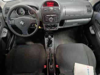 Suzuki Ignis Ignis (MH) Hatchback 5-drs 1.3 16V (M13A VVT) [69kW]  (09-2003/12-2007=
) picture 11