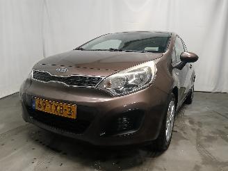 demontáž osobní automobily Kia Rio Rio III (UB) Hatchback 1.1 CRDi VGT 12V (D3FA) [55kW]  (09-2011/12-201=
7) 2012/4