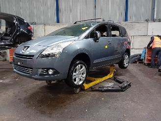 Auto da rottamare Peugeot 5008 5008 I (0A/0E) MPV 1.6 THP 16V (EP6CDT(5FV)) [115kW]  (09-2009/03-2017=
) 2011