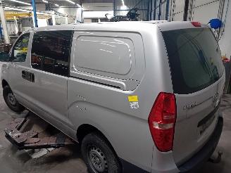 Hyundai  H-300 Van 2.5 CRDi (D4CB) [100kW]  (08-2009/...) picture 4