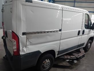 Peugeot Boxer Boxer (U9) Van 2.2 HDi 100 Euro 4 (22DT(4HV)) [74kW]  (04-2006/12-2011=
) picture 3