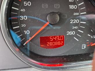 Audi A6 A6 (C6) Sedan 2.4 V6 24V (BDW) [130kW]  (05-2004/10-2008) picture 2