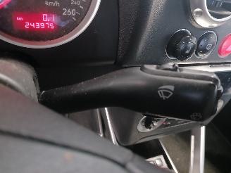 Audi TT TT (8N3) Coupé 1.8 20V Turbo (AUQ) [132kW]  (10-1998/10-2006) picture 16