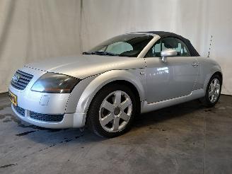 Audi TT TT Roadster (8N9) Cabrio 1.8 20V Turbo (AWP) [132kW]  (10-1999/02-2007=
) picture 3