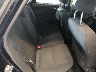 Ford Focus Focus 3 Wagon Combi 1.0 Ti-VCT EcoBoost 12V 100 (M2DC) [74kW]  (02-201=
2/05-2018) picture 9