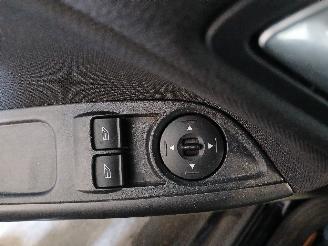 Ford Focus Focus 3 Wagon Combi 1.0 Ti-VCT EcoBoost 12V 100 (M2DC) [74kW]  (02-201=
2/05-2018) picture 12