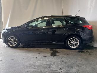 Ford Focus Focus 3 Wagon Combi 1.0 Ti-VCT EcoBoost 12V 100 (M2DC) [74kW]  (02-201=
2/05-2018) picture 4