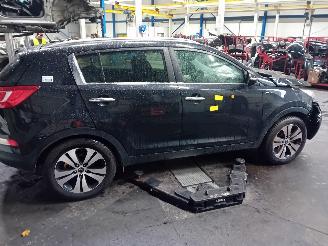 Kia Sportage Sportage (SL) Terreinwagen 2.0 CRDi 16V VGT 4x4 (D4HA) [100kW]  (07-20=
10/02-2016) picture 3