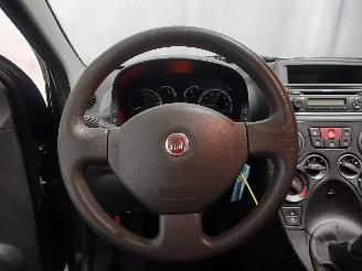 Fiat Panda Panda (169) Hatchback 1.2, Classic (169.A.4000(Euro 5)) [51kW]  (03-20=
10/08-2013) picture 17