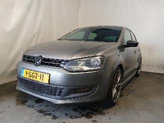 Coche accidentado Volkswagen Polo Polo V (6R) Hatchback 1.2 TSI (CBZC(Euro 5)) [66kW]  (05-2011/05-2014)= 2013/9