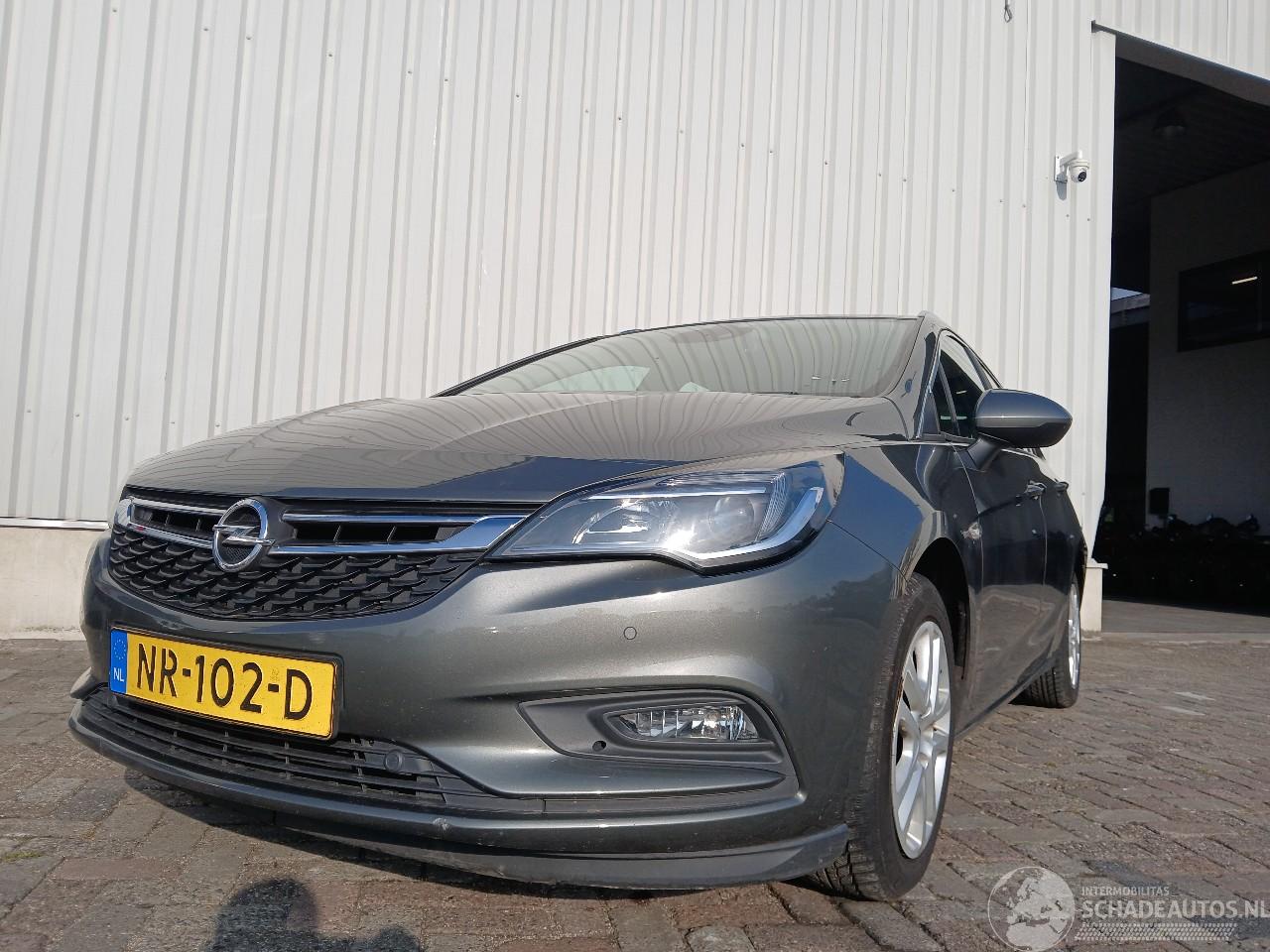 Opel Astra Astra K Sports Tourer Combi 1.6 CDTI 110 16V (B16DTU) [81kW]  (11-2015=
/12-2022)