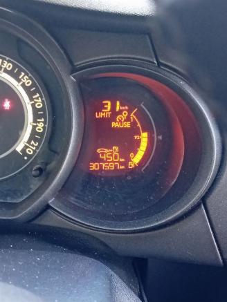 Citroën C3 C3 (SC) Hatchback 5-drs 1.6 BlueHDI 100 (DV6FD(BHY)) [73kW]  (07-2014/=
01-2017) picture 2