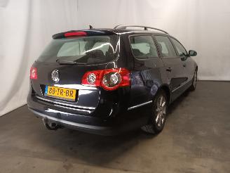 Volkswagen Passat Passat Variant (3C5) Combi 1.6 FSI 16V (BLF(Euro 4)) [85kW]  (08-2005/=
06-2008) picture 5
