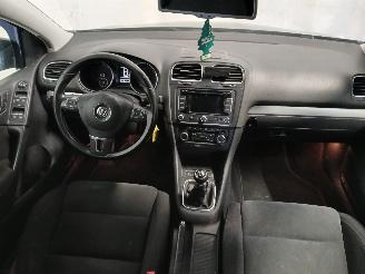 Volkswagen Golf Golf VI (5K1) Hatchback 1.2 TSI BlueMotion (CBZB) [77kW]  (11-2008/11-=
2012) picture 10