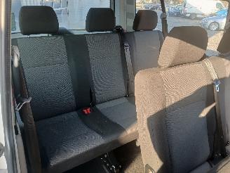 Volkswagen Transporter Transporter/Caravelle T6 Bus 2.0 TDI DRF (CXGB) [75kW]  (04-2015/12-20=
19) picture 10