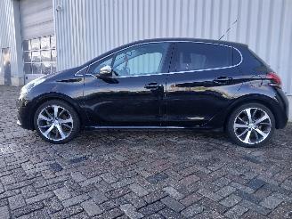 Peugeot 208 208 I (CA/CC/CK/CL) Hatchback 1.2 12V e-THP PureTech 110 (EB2DT(HNZ)) =
[81kW]  (01-2013/12-2019) picture 4