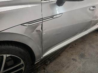 Volkswagen Arteon Arteon (3HAB) Hatchback 5-drs 2.0 TSI 16V 4Motion (DJHC) [206kW]  (04-=
2017/...) picture 21