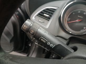 Opel Astra Astra J Sports Tourer (PD8/PE8/PF8) Combi 1.7 CDTi 16V (A17DTE(Euro 5)=
) [81kW]  (10-2010/10-2015) picture 14