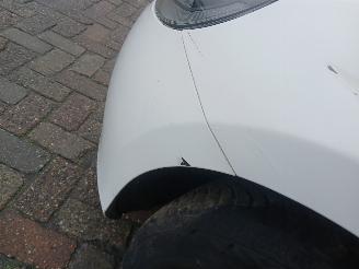 Volvo V-40 V40 (MV) Hatchback 5-drs 2.0 D4 16V (D4204T14) [140kW]  (05-2014/08-20=
19) picture 23