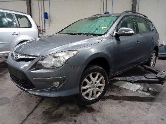 Auto da rottamare Hyundai I-30 i30 Crosswagon (WWH) Combi 1.6 CVVT 16V (G4FC-G) [93kW]  (02-2008/06-2=
012) 2010/10