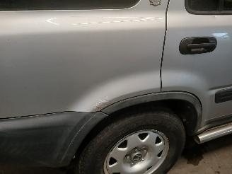 Honda Cr-v CR-V (RD1/3) SUV 2.0i 16V VTEC (B20Z1) [108kW]  (01-1999/07-2002) picture 21