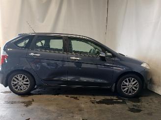 Honda Fr-v FR-V (BE) MPV 1.7 16V (D17A2) [92kW]  (02-2005/12-2006) picture 7