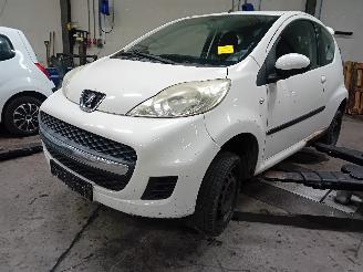 Dezmembrări autoturisme Peugeot 107 107 Hatchback 1.0 12V (384F(1KR)) [50kW]  (06-2005/05-2014) 2012/1