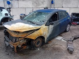 rozbiórka samochody osobowe Volkswagen Polo Polo VI (AW1) Hatchback 5-drs 1.0 TSI 12V (DUSB) [70kW]  (06-2017/...)= 2019/5