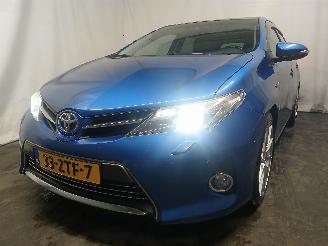 Voiture accidenté Toyota Auris Auris (E18) Hatchback 5-drs 1.8 16V Hybrid (2ZRFXE) [100kW]  (10-2012/=
03-2019) 2013/2