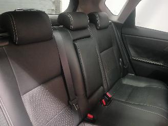 Toyota Auris Auris (E18) Hatchback 5-drs 1.8 16V Hybrid (2ZRFXE) [100kW]  (10-2012/=
03-2019) picture 9