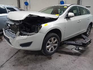 Purkuautot passenger cars Volvo V-60 V60 I (FW/GW) Combi 1.6 DRIVe (D4162T) [84kW]  (02-2011/12-2015) 2011/8